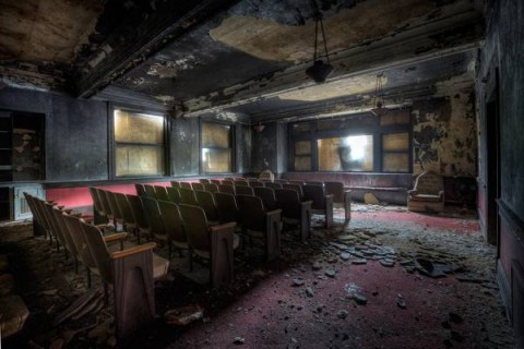 PHOTOGRAPHING ABANDONED HISTORIES